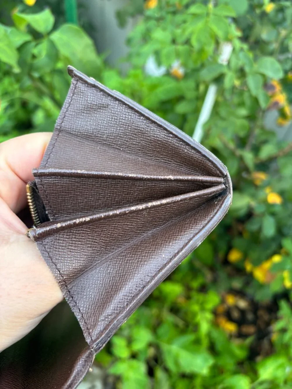 Authentic Louis Vuitton Damier long bifold wallet
